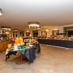 Hotel White Angel 4*