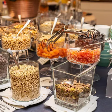 وايت أنجل 4* بيريوِل تْشيرفينيا