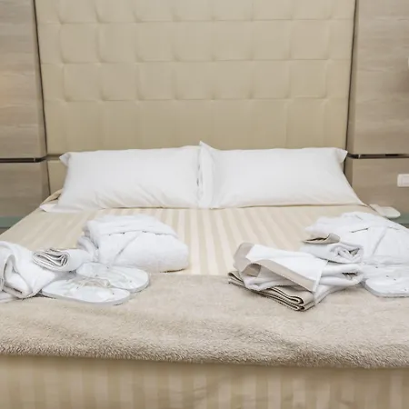 Hotel White Angel 4*