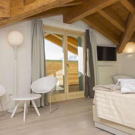 فندق وايت أنجل 4*