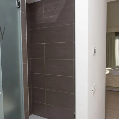 ホテル White Angel ブレウイル・チェルヴィナイア