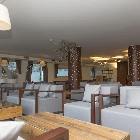 وايت أنجل 4* بيريوِل تْشيرفينيا