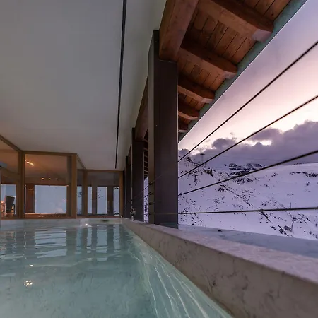 White Angel Hotel 4*