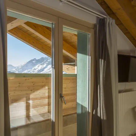 Hotel White Angel 4*