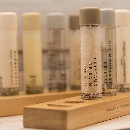 White Angel ホテル