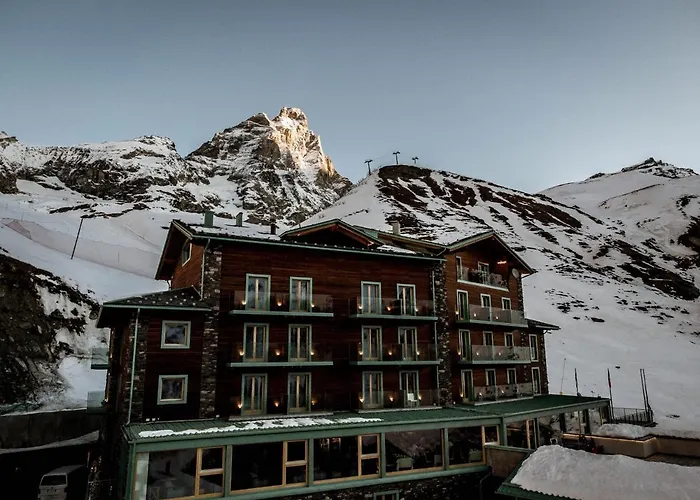 White Angel Breuil-Cervinia